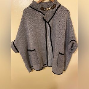 Large Black and White Women’s Knitted Poncho